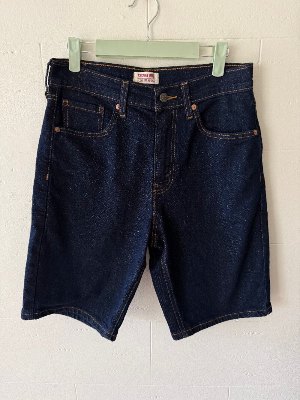 Levi's | Dark Wash Denim Bermuda Short | Size 28